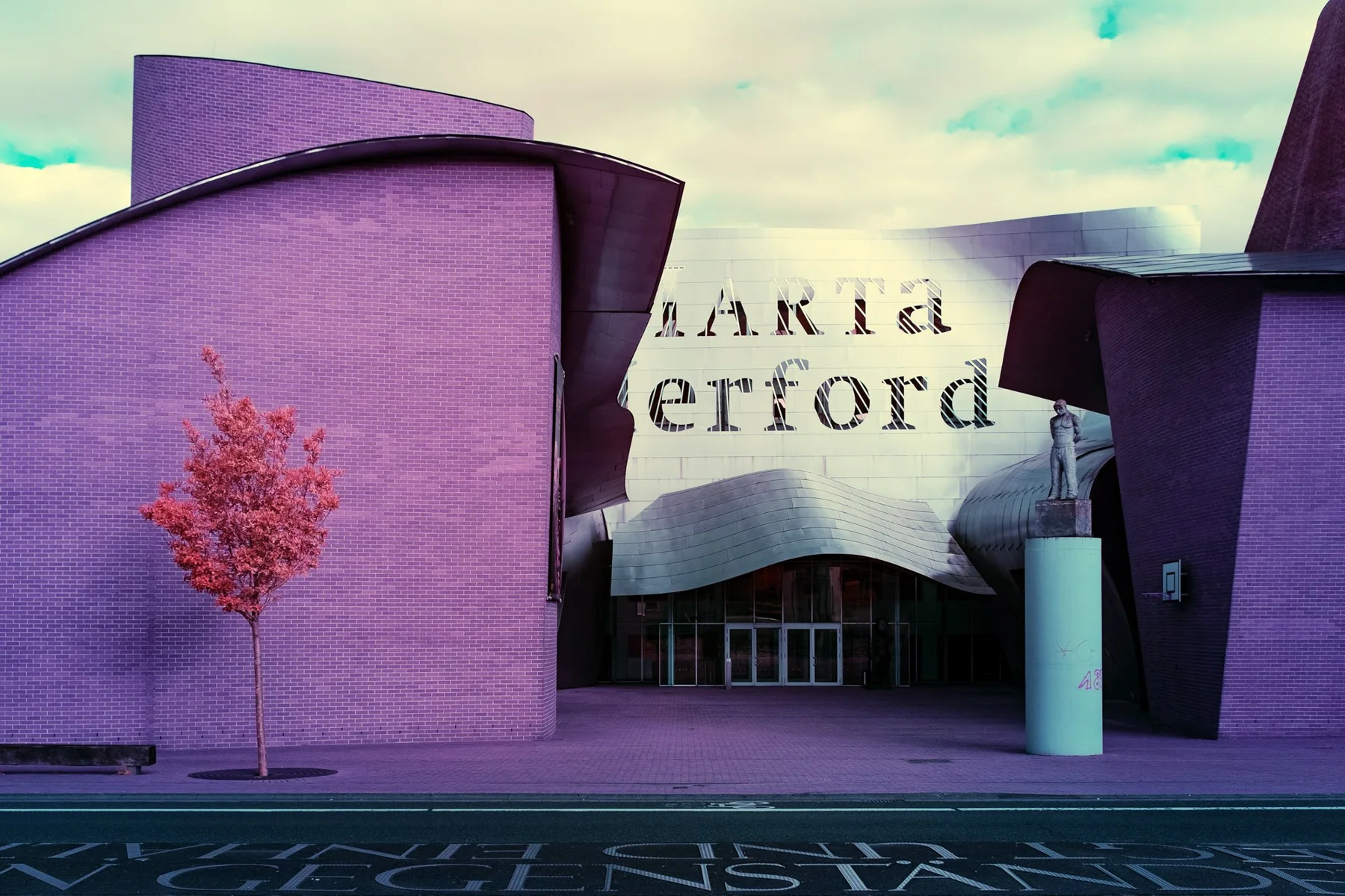 Fa&ccedil;ade courbe du mus&eacute;e Marta Herford.