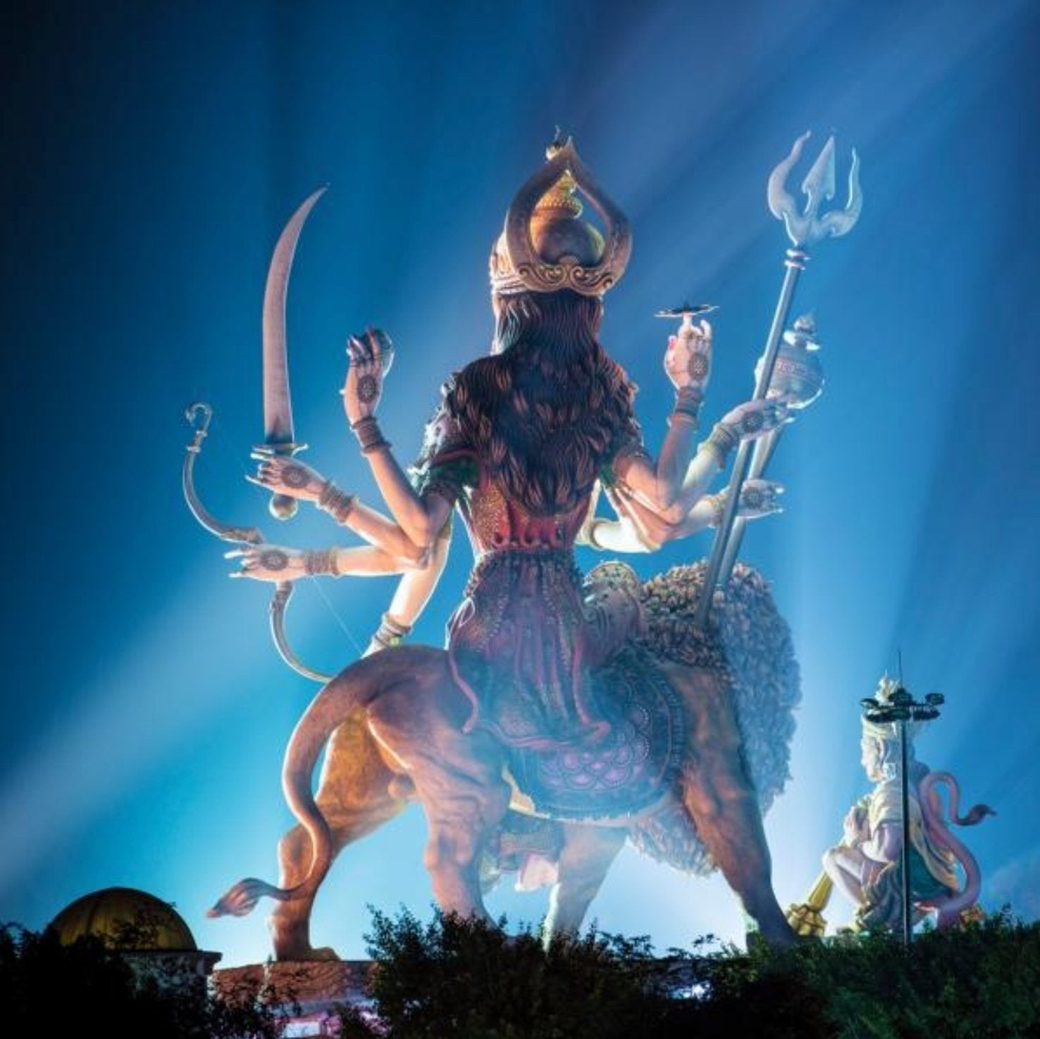 Spiritual architecture durga and hanuman, Indien (2014)