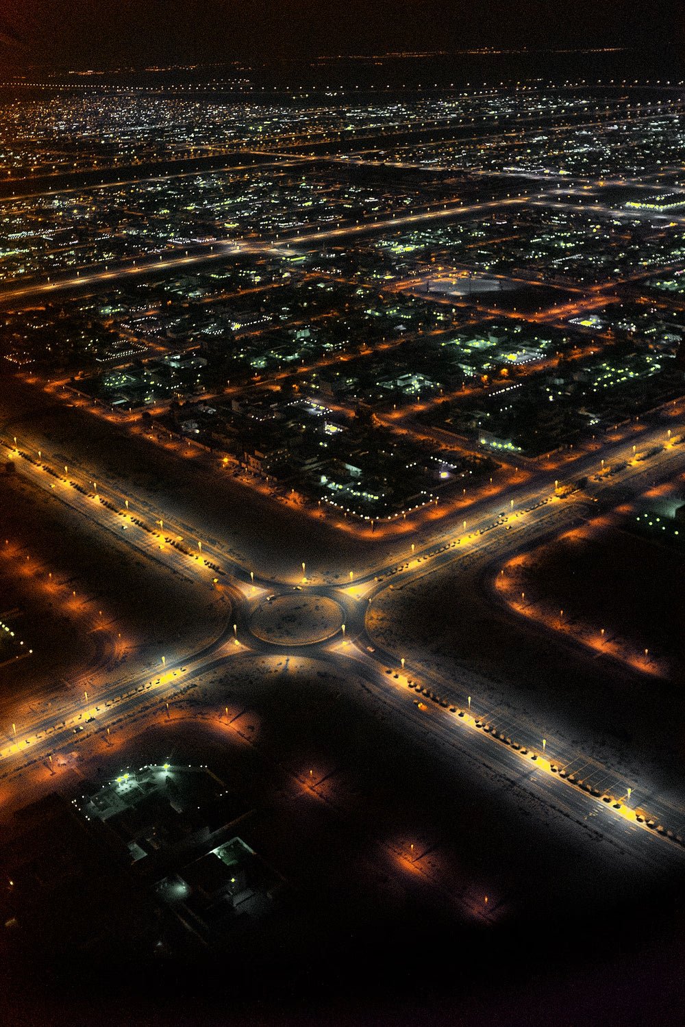 Photographie d’art infrarouge d’André Wagner: Streets of the Emirates, Vereinigte Arabische Emirate.