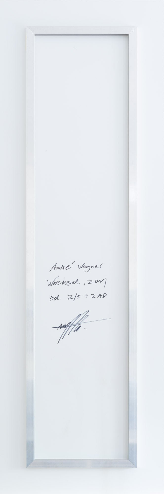 Reverse view of the photographic artwork “Weekend, Deutschland” by André Wagner.