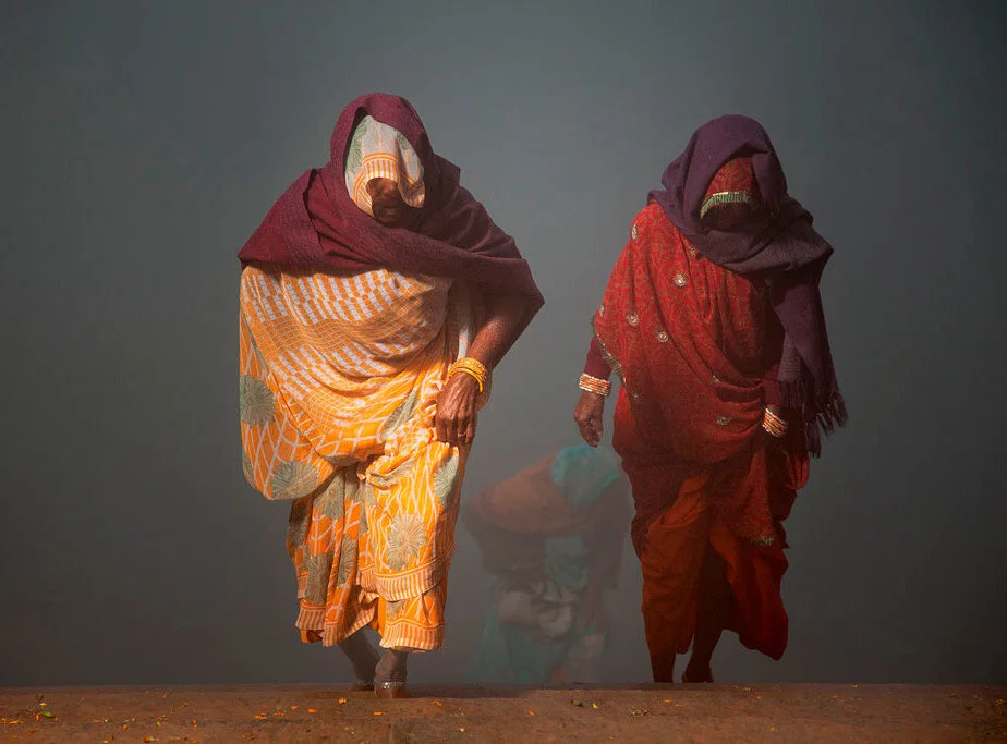 Coming back from Yamuna River, 2011, 108 x 162 cm, Auflage 5 Exemplare